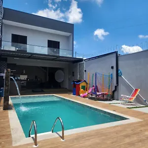 Casa de Férias Sobrado Novo E Lindo Com Piscina